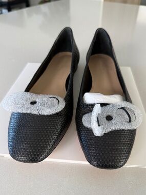 Saks Fifth Avenue Flats (Womens 42 US 11)
